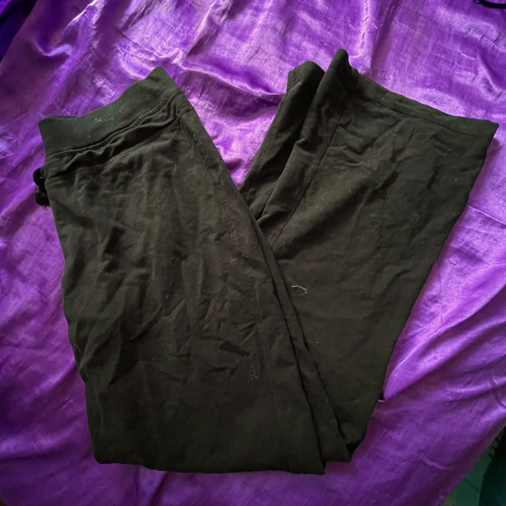 Serra black sweatpants